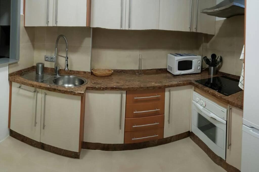 Acogedor Apartamento Familiar Марбелья Экстерьер фото